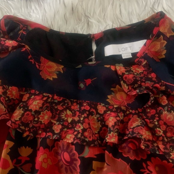 Loft Floral Blouse - Picture 3 of 3